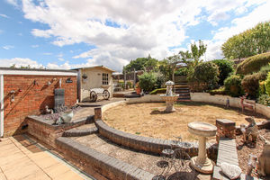 Photo 1- click for photo gallery
